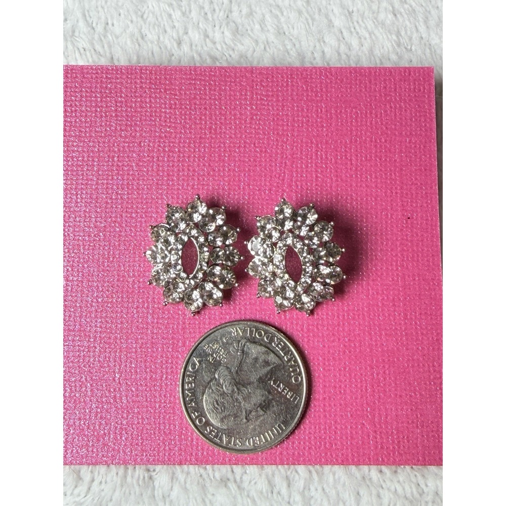 Unbranded Stud Earrings Women OS Silver Rhinestone Vintage Sunburst Cluster - Picture 3 of 4